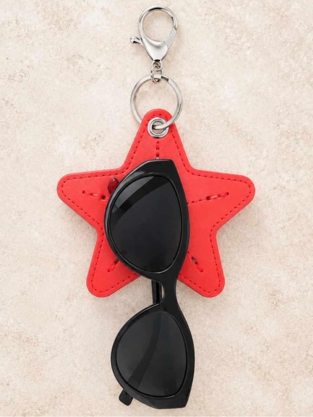 Star sunglasses keychain